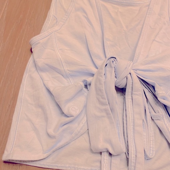 Blue It’s a tie tank size 4 - Picture 2 of 3